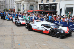 #1 Porsche Team Porsche 919 Hybrid: Neel Jani, Andre Lotterer, Nick Tandy, #2 Porsche Team Porsche 919 Hybrid: Timo Bernhard, Earl Bamber, Brendon Hartley