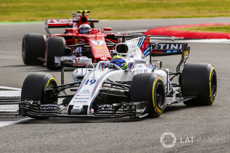 Felipe Massa, Williams FW40, Kimi Raikkonen, Ferrari SF70H