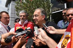 Maurizio Arrivabene, Team Principal de Ferrari et Sergio Marchionne, CEO de FIAT