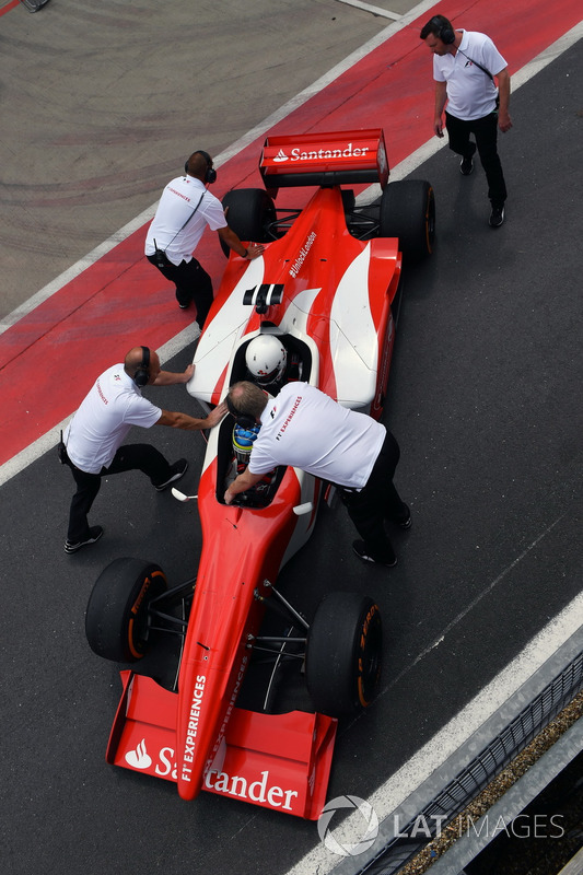 Zsolt Baumgartner, F1 Experiences 2-Seater driver
