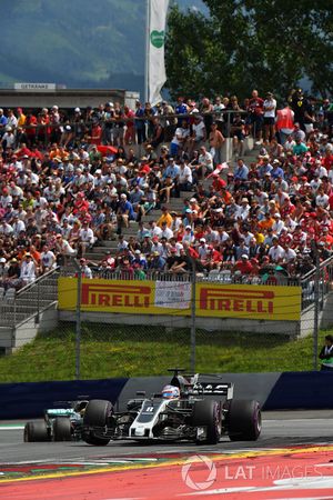 Romain Grosjean, Haas F1 Team VF-17