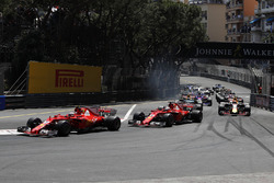 Start: Kimi Räikkönen, Ferrari SF70-H, führt