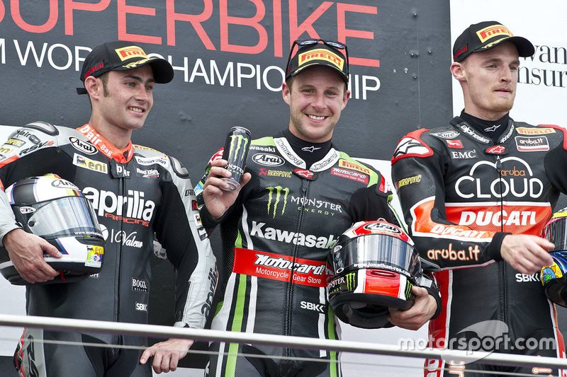 Podium: 1. Jonathan Rea, 2. Leon Haslam, 3. Chaz Davies