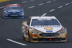 Joey Logano, Team Penske Ford Trevor Bayne, Roush Fenway Racing Ford