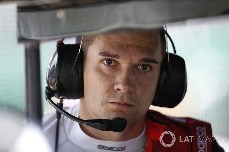 Михаил Алешин потерял место в IndyCar