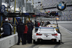 #19 BMW Team RLL BMW M6 GTLM: Bill Auberlen, Alexander Sims, Augusto Farfus, Bruno Spengler