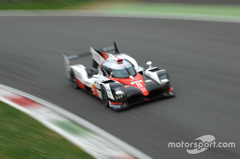 #8 Toyota Gazoo Racing, Toyota TS050 Hybrid: Anthony Davidson, Nicolas Lapierre, Kazuki Nakajima