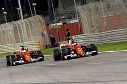 Kimi Raikkonen, Ferrari SF70H, Sebastian Vettel, Ferrari SF70H