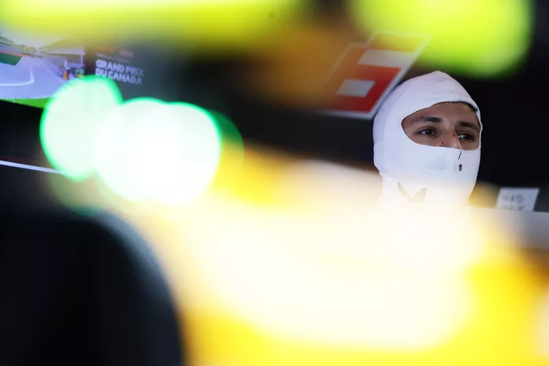 Isack Hadjar, Red Bull Racing