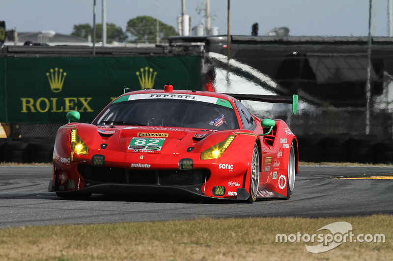 #82 Risi Competizione Ferrari 488 GT3, GTD: Ricardo Perez de Lara, Martin Fuentes, Santiago Creel, M