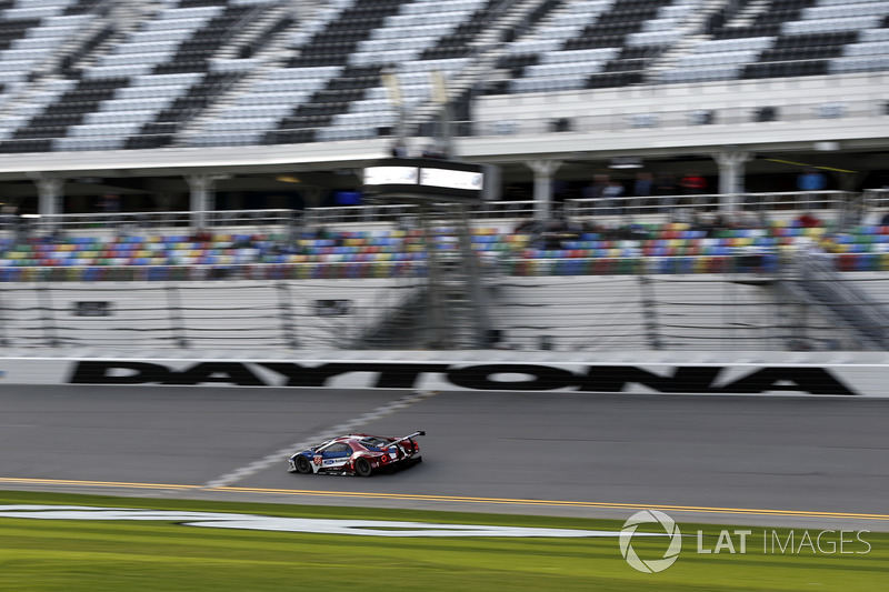 #66 Ford Performance Chip Ganassi Racing Ford GT: Joey Hand, Dirk Müller, Sebastien Bourdais
