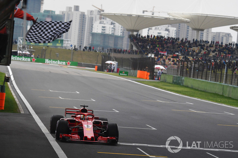 Обладатель поула Себастьян Феттель, Ferrari