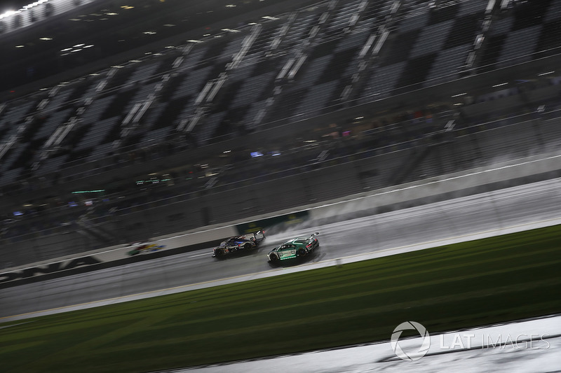 #23 United Autosports Ligier LMP2, P: Phil Hanson, Lando Norris, Fernando Alonso, #29 Montaplast by Land-Motorsport Audi R8 LMS GT3, GTD: Christopher Mies, Sheldon van der Linde, Jeffrey Schmidt, Kelvin van der Linde