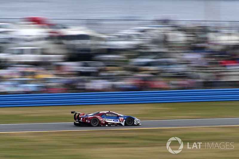 #67 Chip Ganassi Racing Ford GT, GTLM: Ryan Briscoe, Richard Westbrook, Scott Dixon