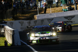 #991 Craft Bamboo Racing Porsche 911 GT3 R: Earl Bamber, Kevin Estre, Laurens Vanthoor