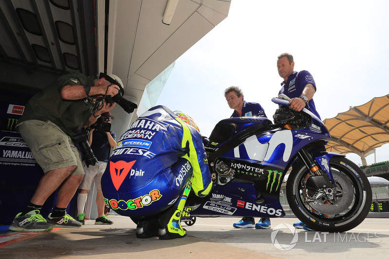 Valentino Rossi, Yamaha Factory Racing