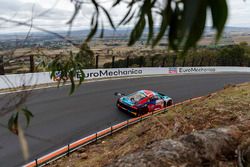 #22 Audi Sport Customer Racing Audi R8 LMS: Garth Tander, Kelvin Van der Linde, Fredrick Vervisch