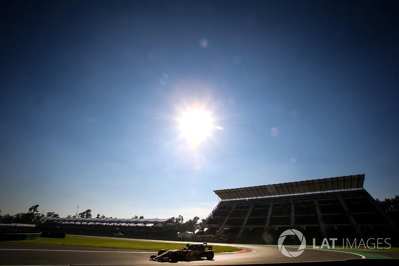 Carlos Sainz Jr., Renault Sport F1 Team RS17