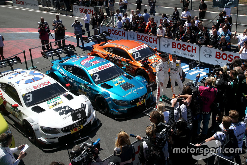 Top 3 after the race, Race winner Gary Paffett, Mercedes-AMG Team HWA, second Paul Di Resta, Mercedes-AMG Team HWA, third place Lucas Auer, Mercedes-AMG Team HWA