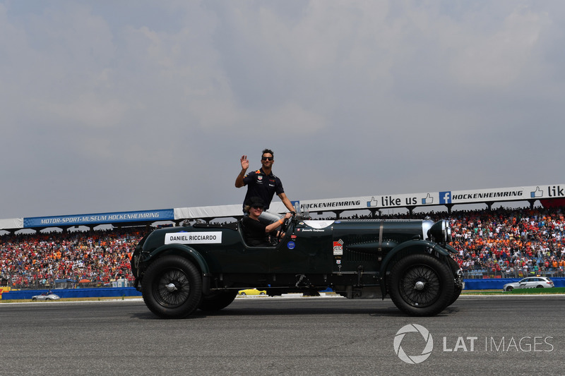 F1 2018 - Német Nagydíj - rajtrács, kulisszák mögött, felvonulás, sztárok...