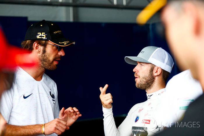 Jean-Eric Vergne, Techeetah, talks to Sam Bird, DS Virgin Racing