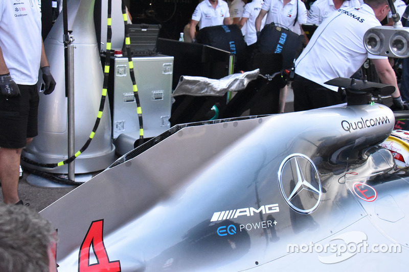 Detalle de la carrocería trasera Mercedes AMG F1 W09