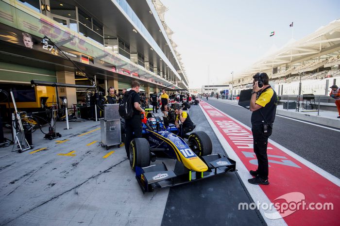 Nicholas Latifi, DAMS