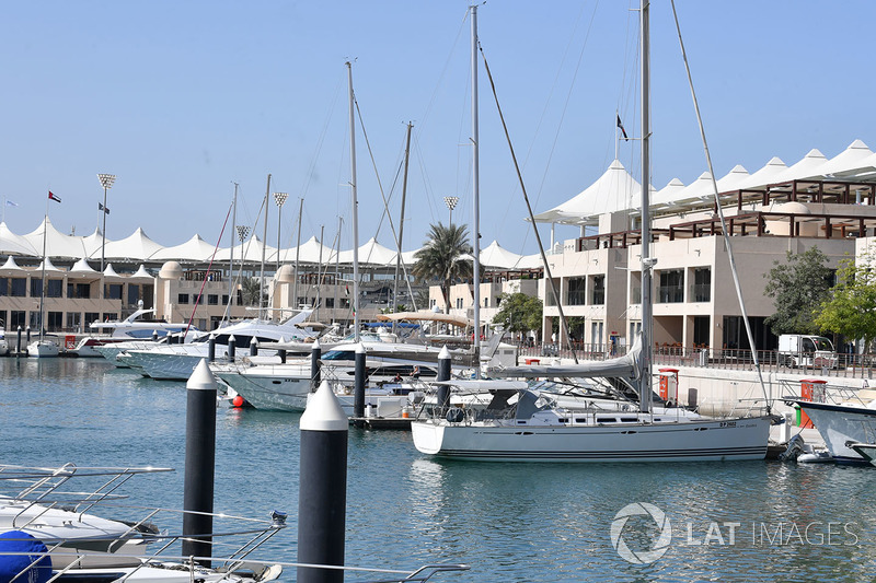 Les bateaux dans la Marina