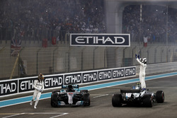 Valtteri Bottas, Mercedes AMG F1 W08 and Lewis Hamilton, Mercedes AMG F1 W08, celebrate after the ra