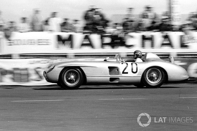 #20 Mercedes-Benz 300SLR: Pierre Levegh, John Fitch