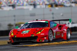 #82 Risi Competizione Ferrari 488 GT3, GTD: Ricardo Perez de Lara, Martin Fuentes, Santiago Creel, M