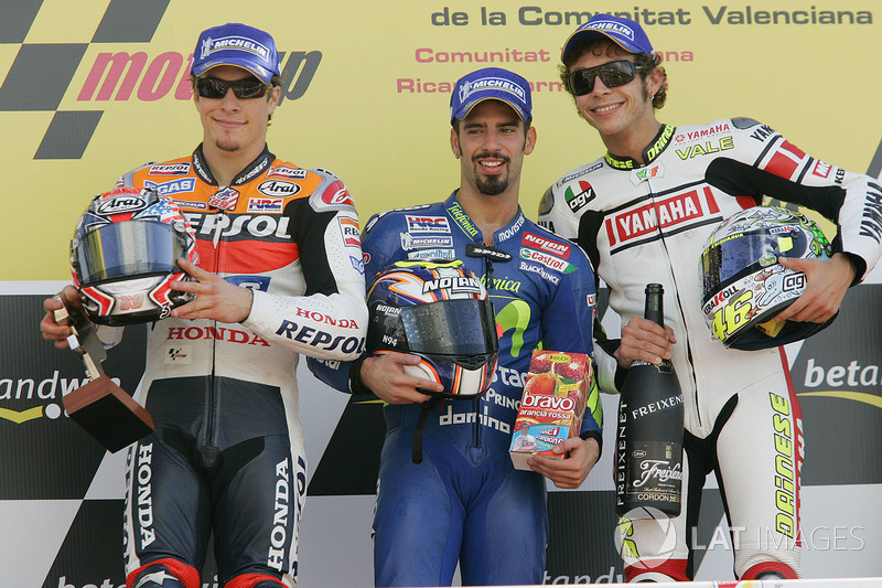 Podium: racewinnaar Marco Melandri, tweede plaats Nicky Hayden, derde plaats Valentino Rossi