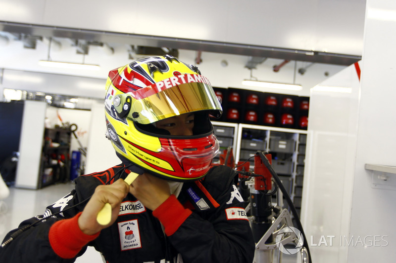 Rio Haryanto, Virgin Racing