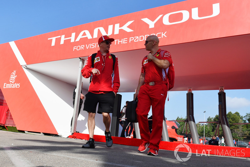 Kimi Raikkonen, Ferrari y su entrenador Mark Arnall