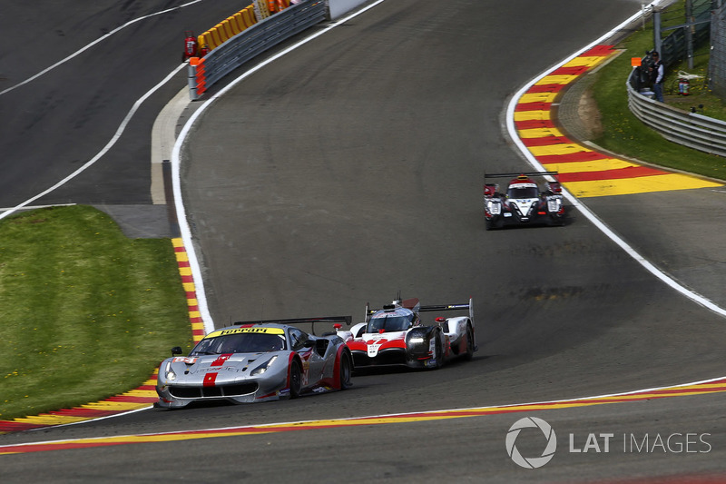 #54 Spirit of Race Ferrari 488 GTE: Thomas Flohr, Francesco Castellacci, Giancarlo Fisichella
