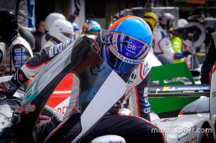 #8 Toyota Gazoo Racing Toyota TS050: Fernando Alonso