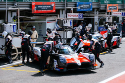 #8 Toyota Gazoo Racing Toyota TS050: Sébastien Buemi, Kazuki Nakajima, Fernando Alonso, #7 Toyota Gazoo Racing Toyota TS050: Mike Conway, Jose Maria Lopez, Kamui Kobayashi