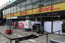 Бокси Haas F1 Team