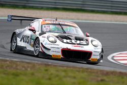 #17 KÜS Team75 Bernhard Porsche 911 GT3 R: Timo Bernhard, Kévin Estre