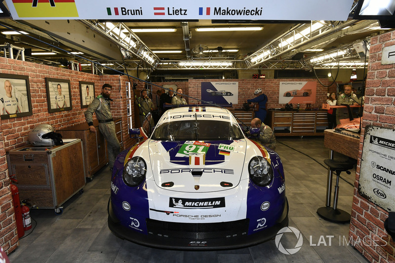 #91 Porsche GT Team Porsche 911 RSR: Richard Lietz, Gianmaria Bruni, Frédéric Makowiecki