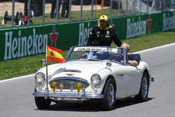 Carlos Sainz Jr., Renault Sport F1 Team on the drivers parade