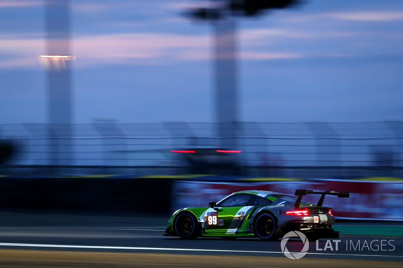 #99 Dempsey Proton Competition Porsche 911 RSR: Patrick Long, Tim Pappas, Spencer Pumpelly