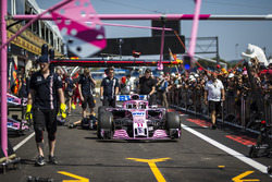 Force India F1 pit stop practice