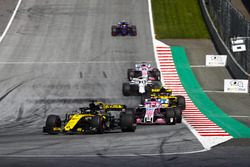 Nico Hulkenberg, Renault Sport F1 Team R.S. 18, Esteban Ocon, Force India VJM11, Carlos Sainz Jr., Renault Sport F1 Team R.S. 18, Lance Stroll, Williams FW41, Sergio Perez, Force India VJM11