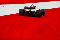 Kevin Magnussen, Haas F1 Team VF-18 se sigue de largo