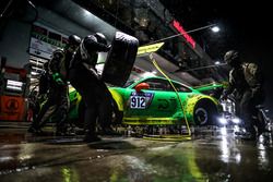 #911 Manthey Racing Porsche 911 GT3 R: Kevin Estre, Romain Dumas, Laurens Vanthoor, Earl Bamber