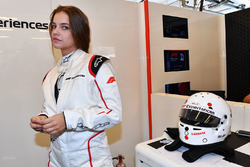 Barbara Palvin, passagère de la biplace F1 Experiences