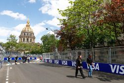 Jean-Eric Vergne, Techeetah, fait le tour du circuit à pied