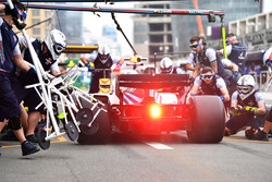 Lance Stroll, Williams FW41 pit stop