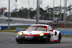 #912 Porsche Team North America Porsche 911 RSR: Патрик Пиле, Лоренс Вантхор